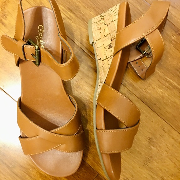 girls wedges size 4